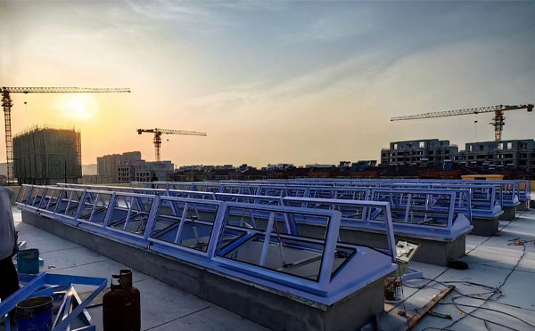 消防印台排烟窗工作原理