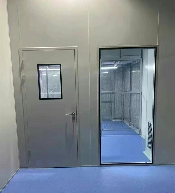 学校教学楼完成印台防火门标准化安装